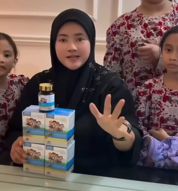 Neelofa